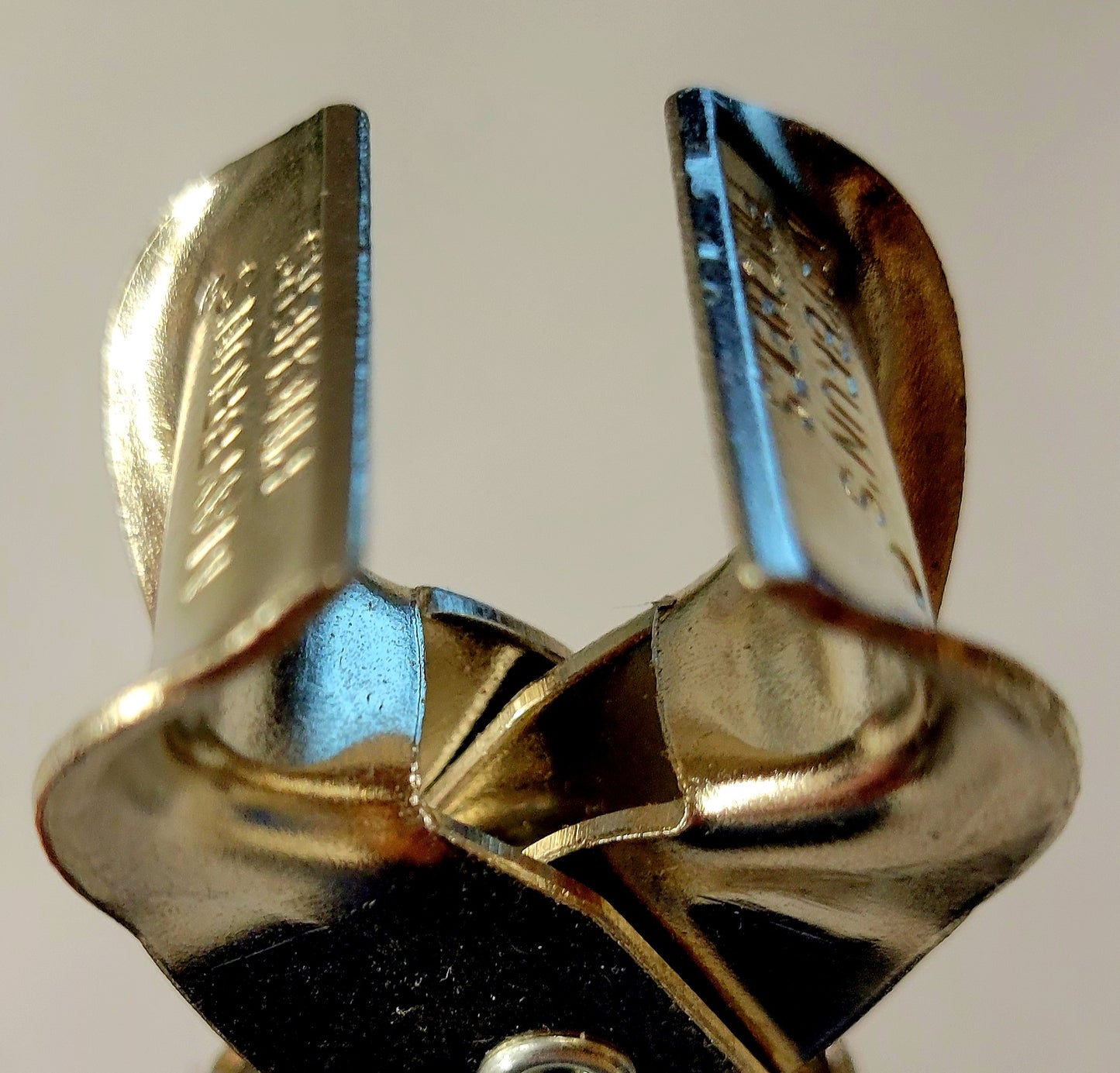 MAYBRUN'S COMMERCIAL SKINNERS 03103