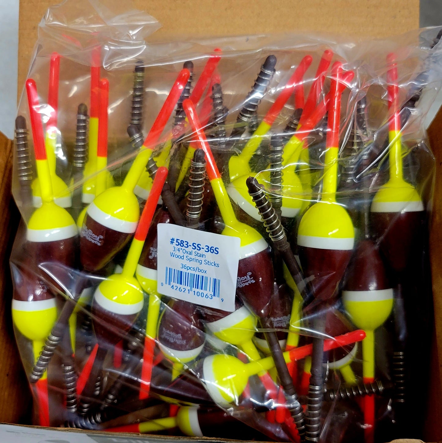 BETT'S BILLY BOY BOBBERS 36PC BOX STAINED WOOD SPRING STICKS